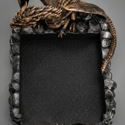 Dragon-Themed Sticky Note Holder + 4 Templates