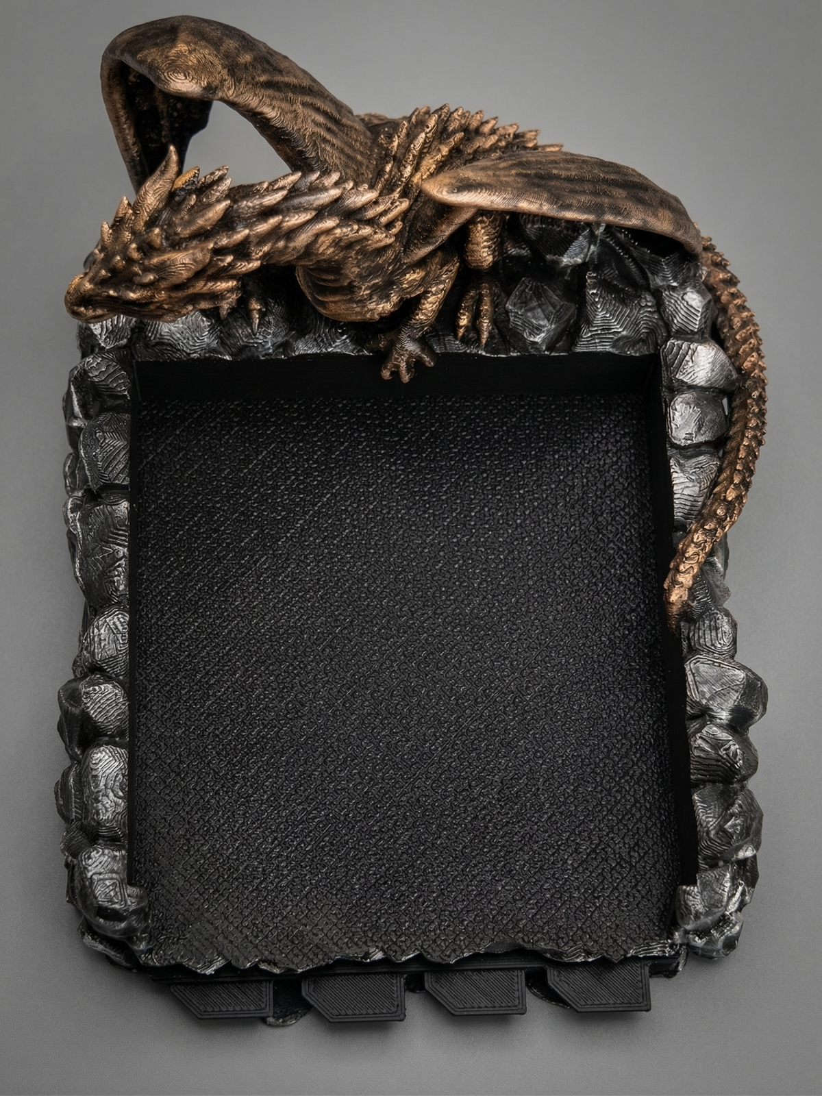 Dragon-Themed Sticky Note Holder + 4 Templates